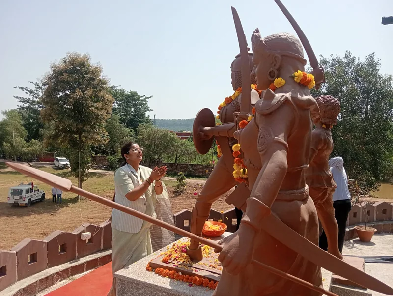 वीरांगना रानी दुर्गावती की 502 वीं जयंती पर विविध आयोजन